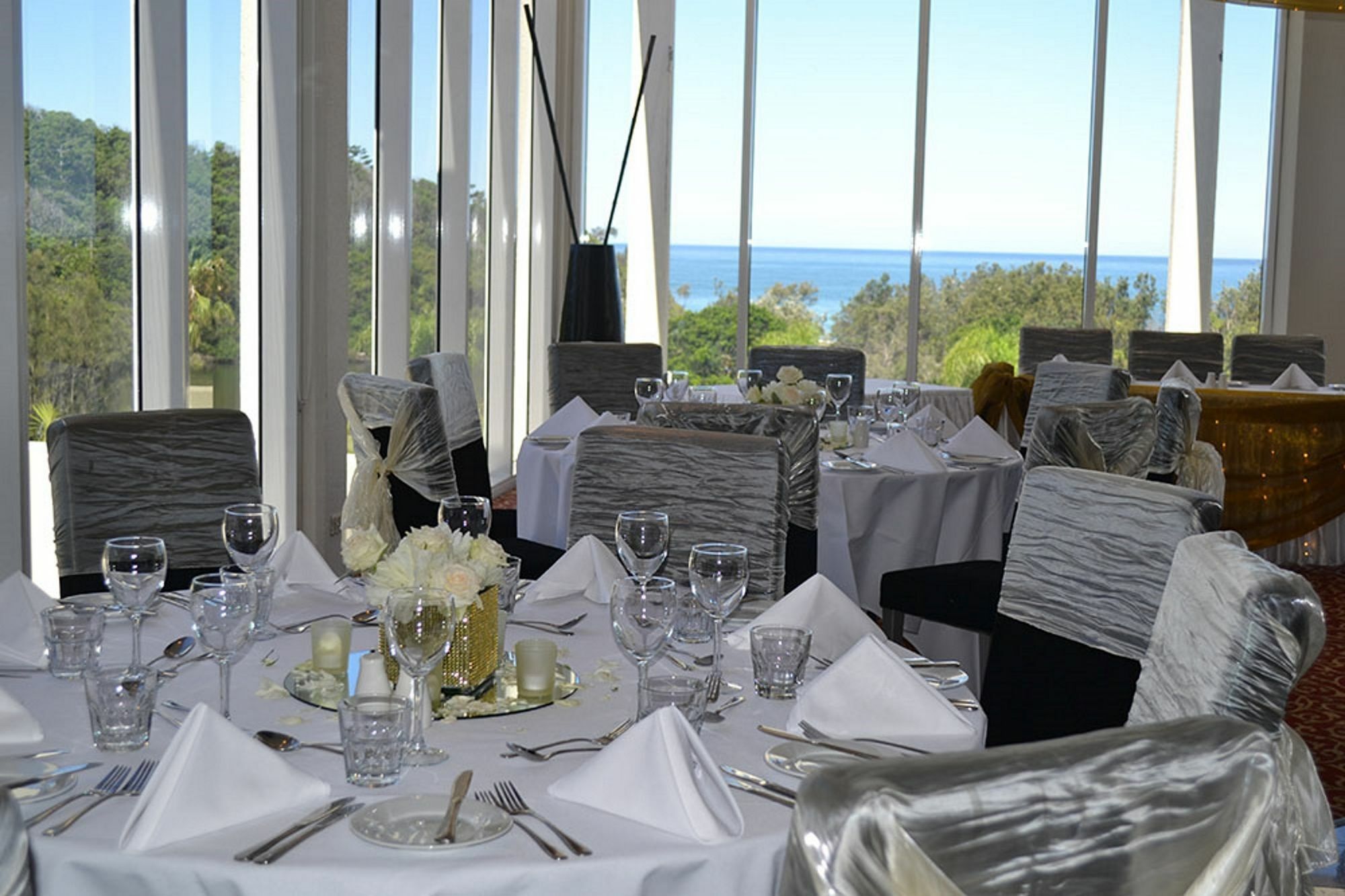 Absolute Beachfront Opal Cove Resort Korora Exteriér fotografie